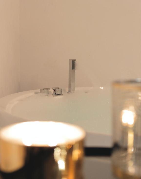 Secreto Suites By Gloove Cuenca  Ngoại thất bức ảnh